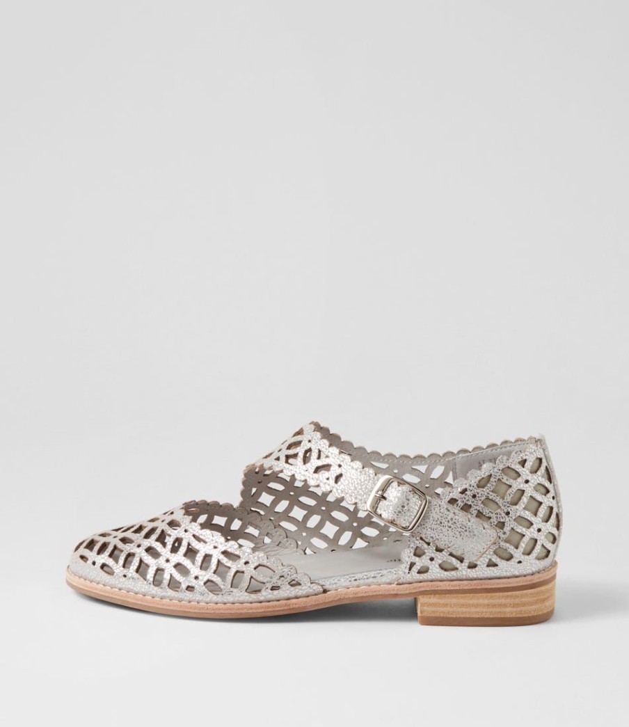 Shoes DJANGO & JULIETTE | Alikam Silver Crackle Leather Flat Shoes