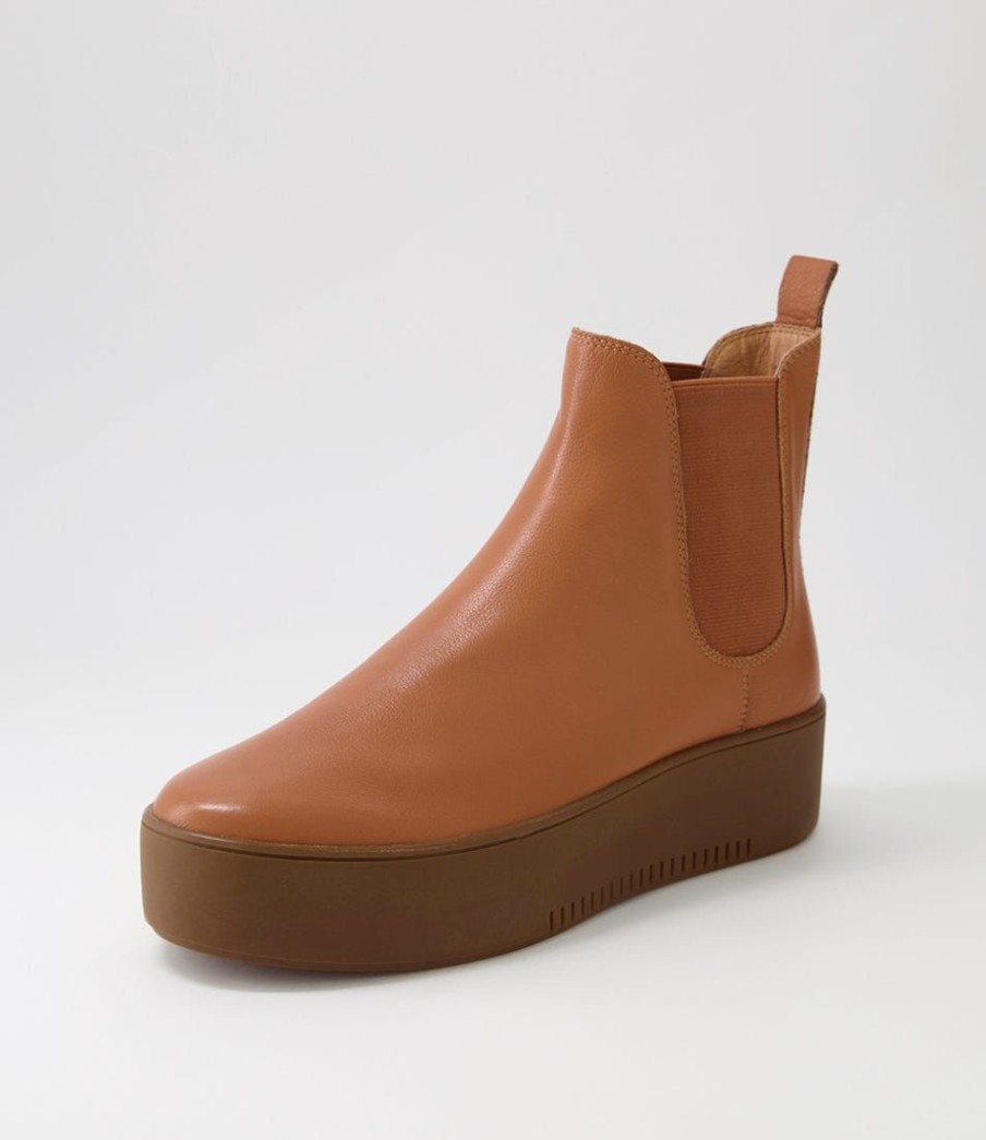 Shoes DJANGO & JULIETTE | Wylder Scotch Light Choc Leather Chelsea Boots