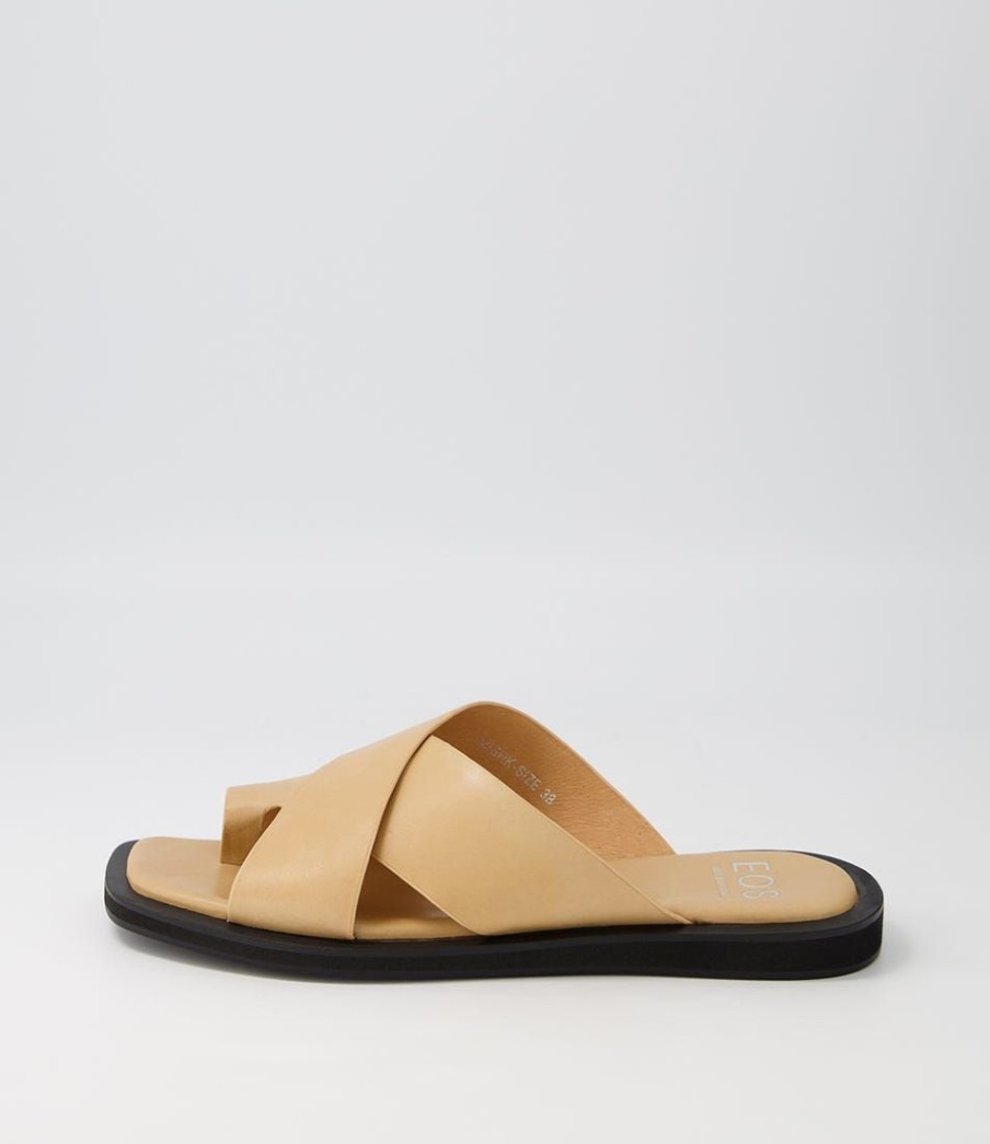 Shoes EOS | Mishk Tan Leather Slides