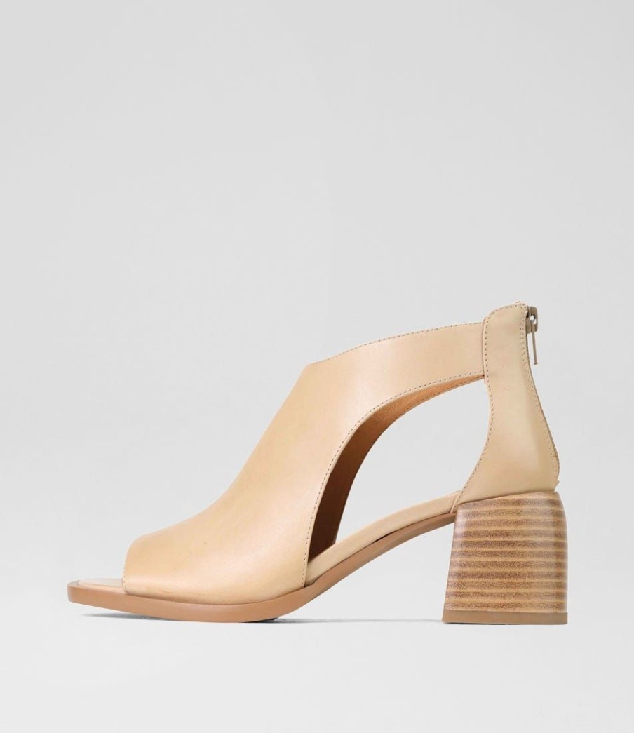 Shoes EOS | Isolde Nude Leather Sandals