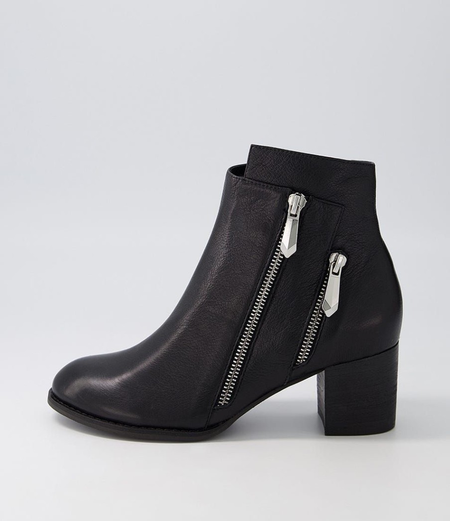 Shoes DJANGO & JULIETTE | Slaine Black Leather Chelsea Boots