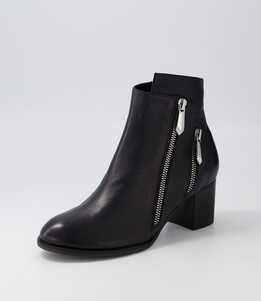 Shoes DJANGO & JULIETTE | Slaine Black Leather Chelsea Boots