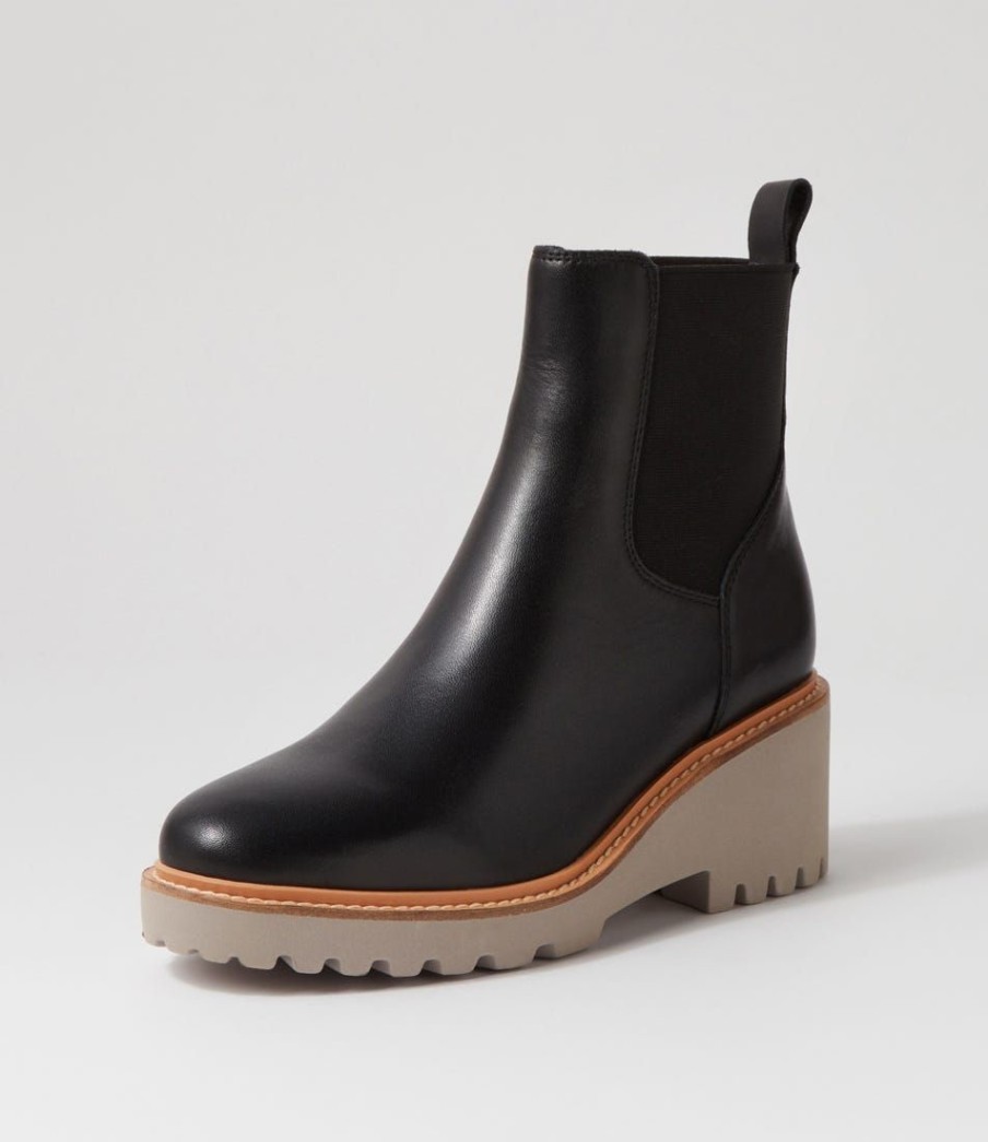 Shoes EOS | Pace Black Leather Chelsea Boots