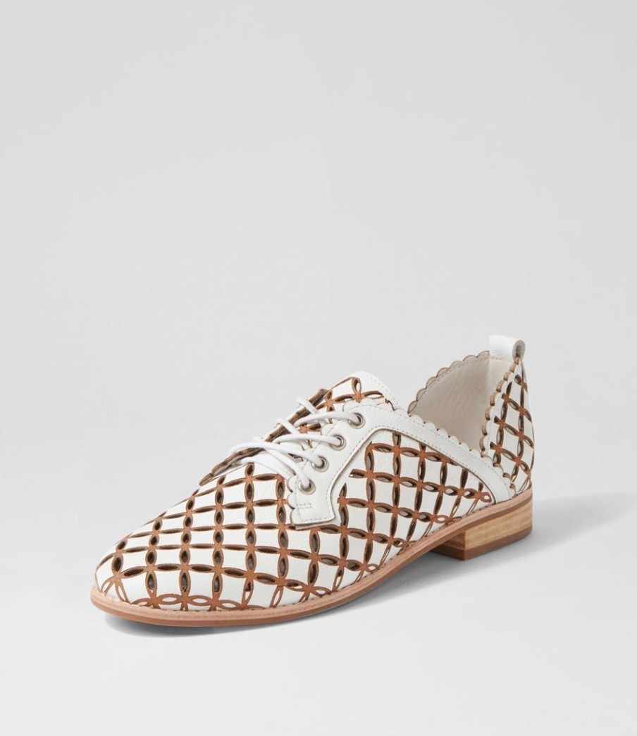 Shoes DJANGO & JULIETTE | Allosier White Tan Leather Lace Up Flats