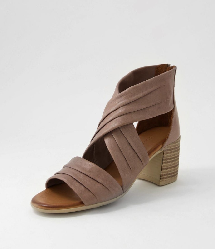 Shoes DIANA FERRARI | Wives Taupe Leather Sandals