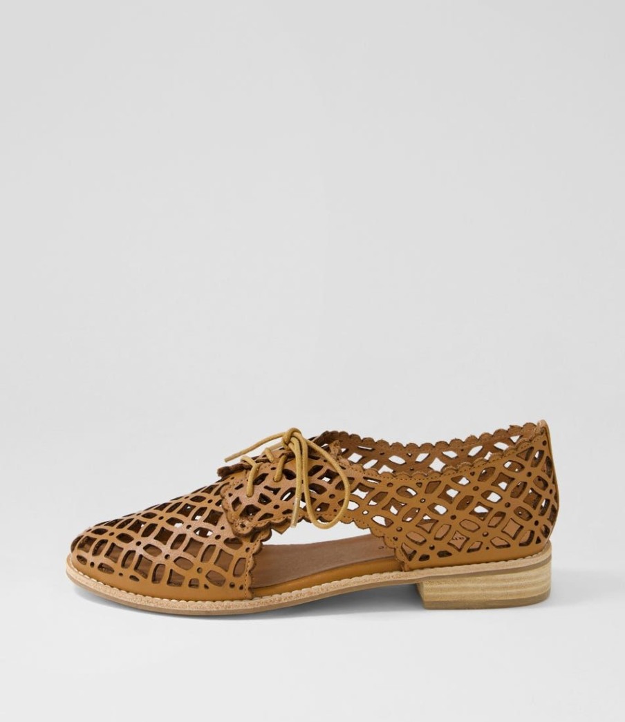 Shoes DJANGO & JULIETTE | Addyst Tan Leather Lace Up Flats