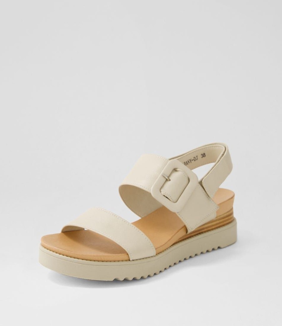 Shoes DJANGO & JULIETTE | Albany Almond Leather Sandals