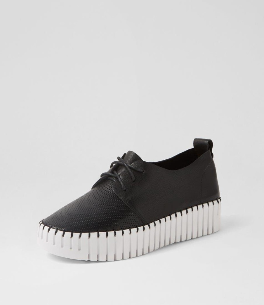 Shoes DJANGO & JULIETTE | Batu Black White Leather Sneakers