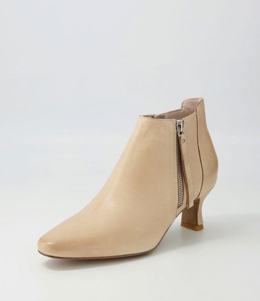 Shoes DJANGO & JULIETTE | Canada Camel Leather Ankle Boots