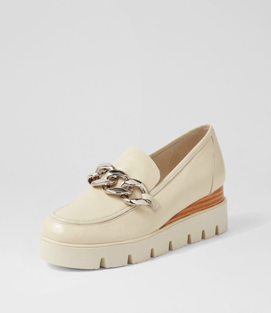 Shoes DJANGO & JULIETTE | Rozza Almond Leather Sole Loafers