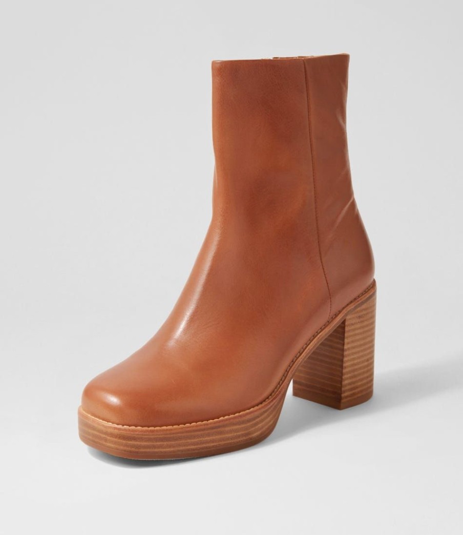 Shoes TOP END | Daneka Tan Leather Ankle Boots