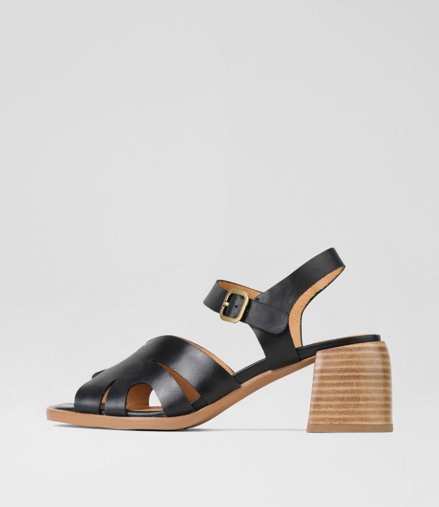 Shoes EOS | Isa Black Leather Sandals