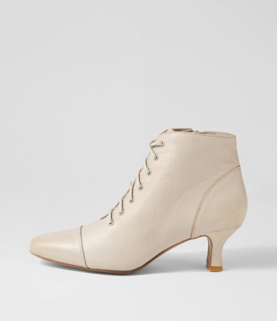 Shoes DJANGO & JULIETTE | Cainey Ivory Leather Lace Up Boots