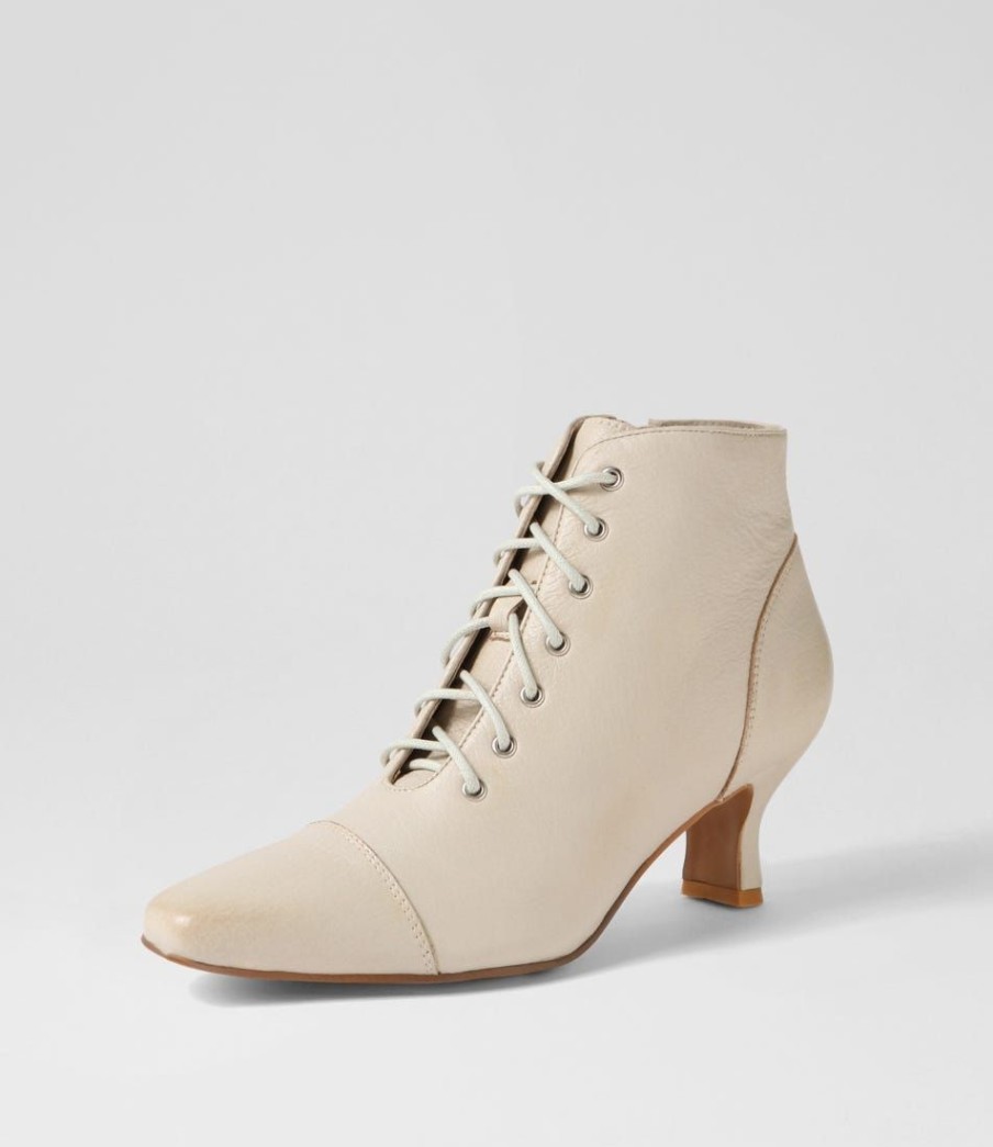 Shoes DJANGO & JULIETTE | Cainey Ivory Leather Lace Up Boots