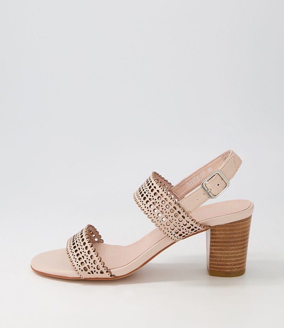 Shoes DJANGO & JULIETTE | Crista Nude Leather Sandals