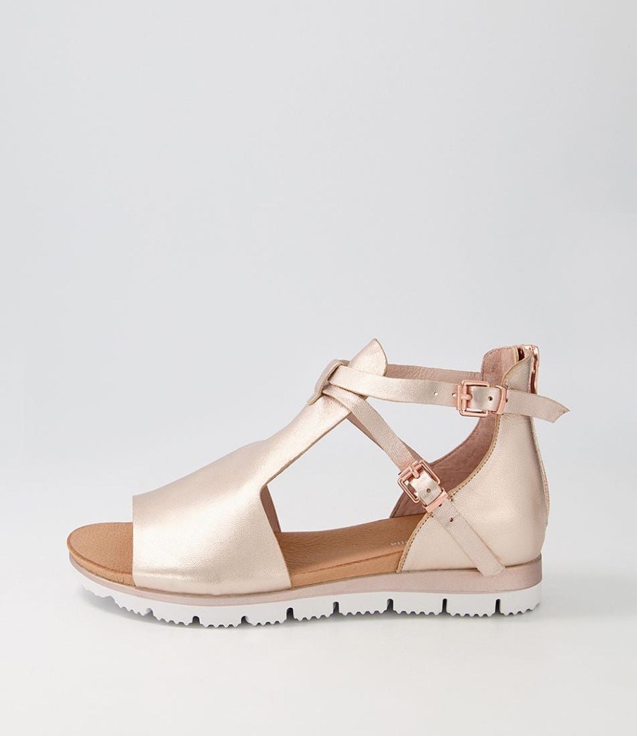 Shoes DJANGO & JULIETTE | Lakrisha Pale Rose Gold Leather Sandals