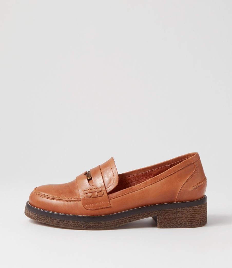 Shoes DJANGO & JULIETTE | Gulfa Tan Leather Loafers