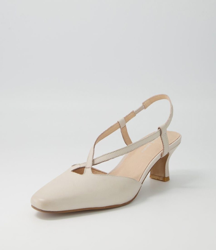 Shoes DJANGO & JULIETTE | Cadman Nude Leather Heels