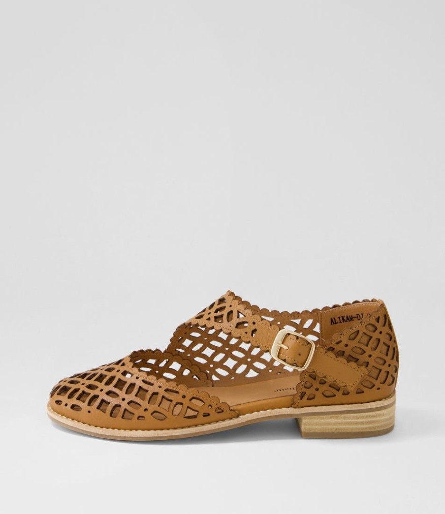 Shoes DJANGO & JULIETTE | Alikam Tan Leather Flat Shoes