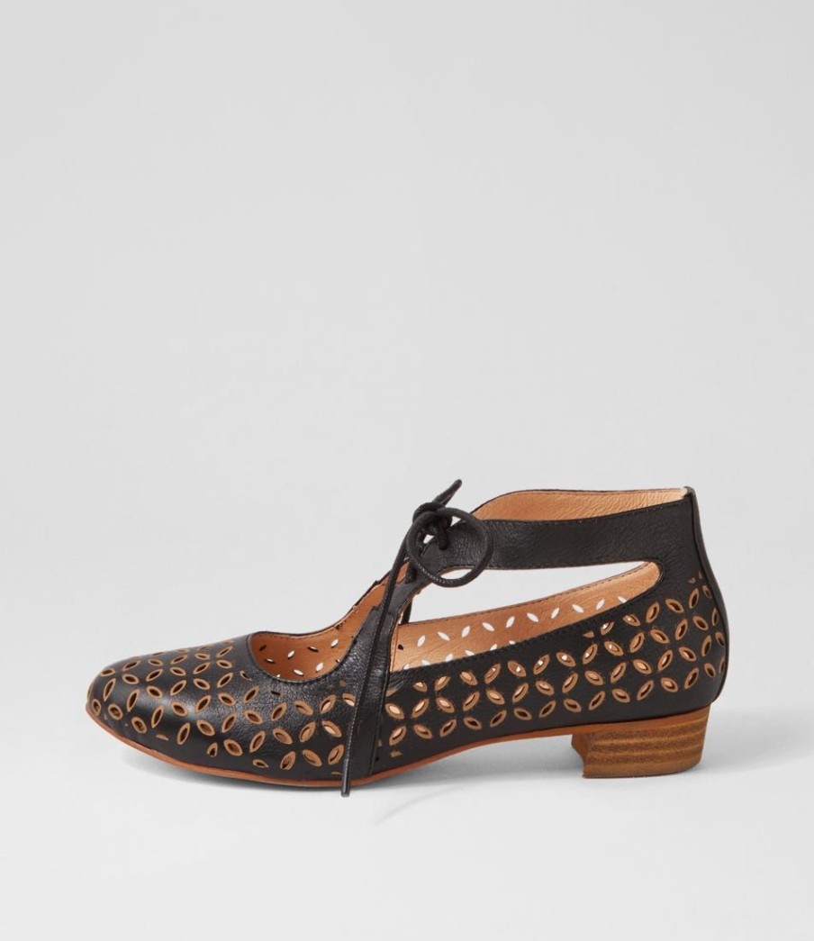 Shoes DJANGO & JULIETTE | Eldon Black Tan Leather Lace Up Flats