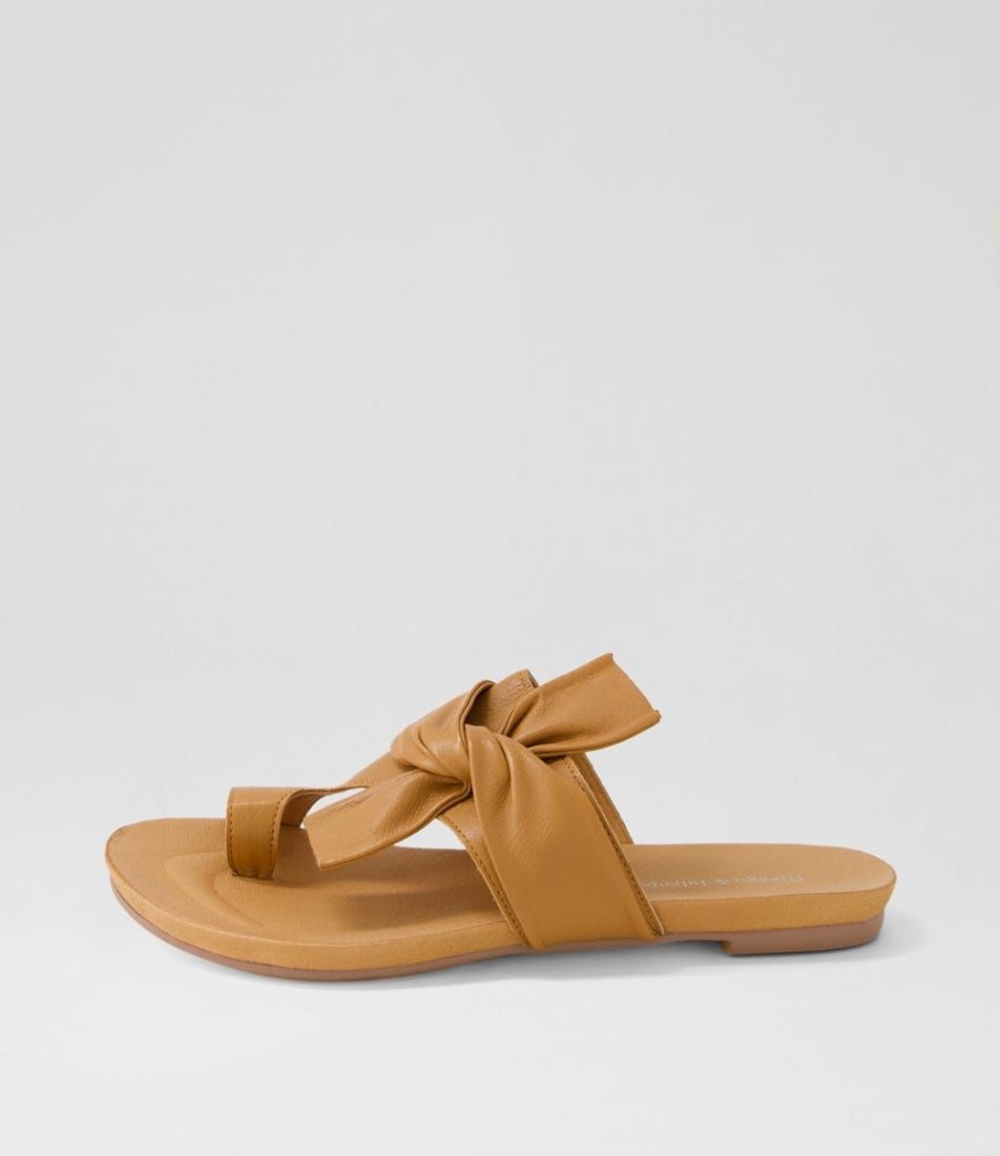 Shoes DJANGO & JULIETTE | Jacona Dark Tan Leather Slides