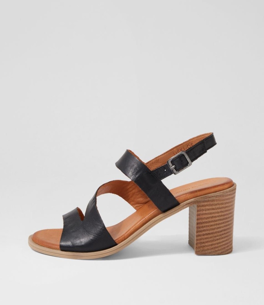 Shoes DIANA FERRARI | Uski Black Leather Sandals