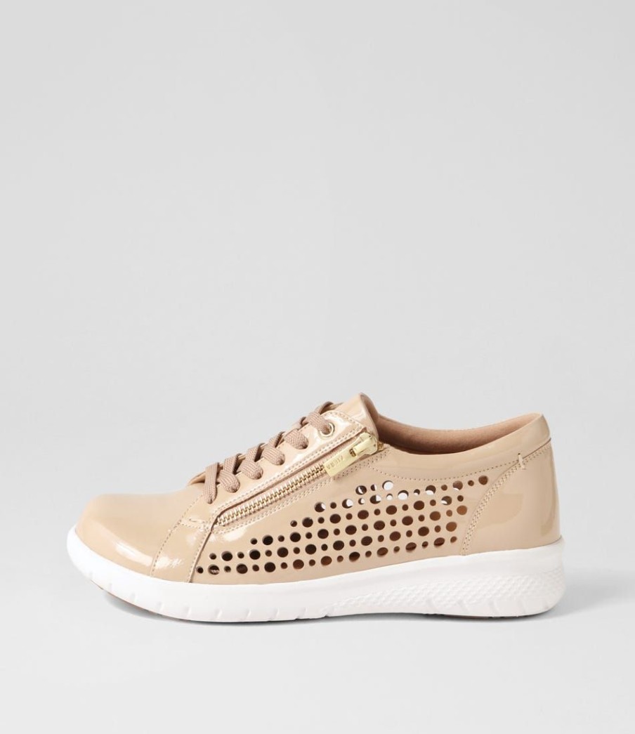 Shoes ZIERA | Shovo Xf Latte Wrinkle Patent Sneakers