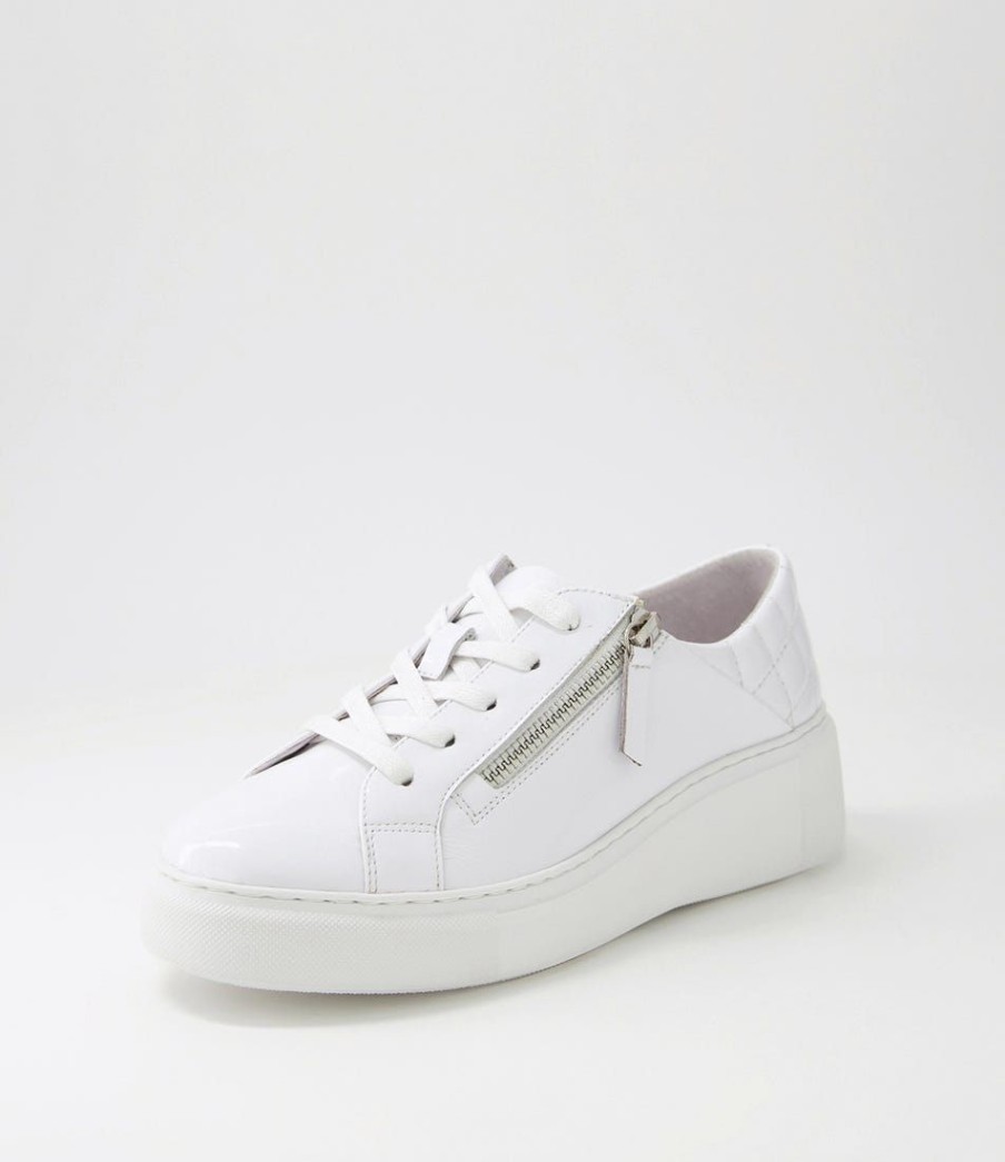 Shoes DJANGO & JULIETTE | Yurke White Patent Leather Sneakers