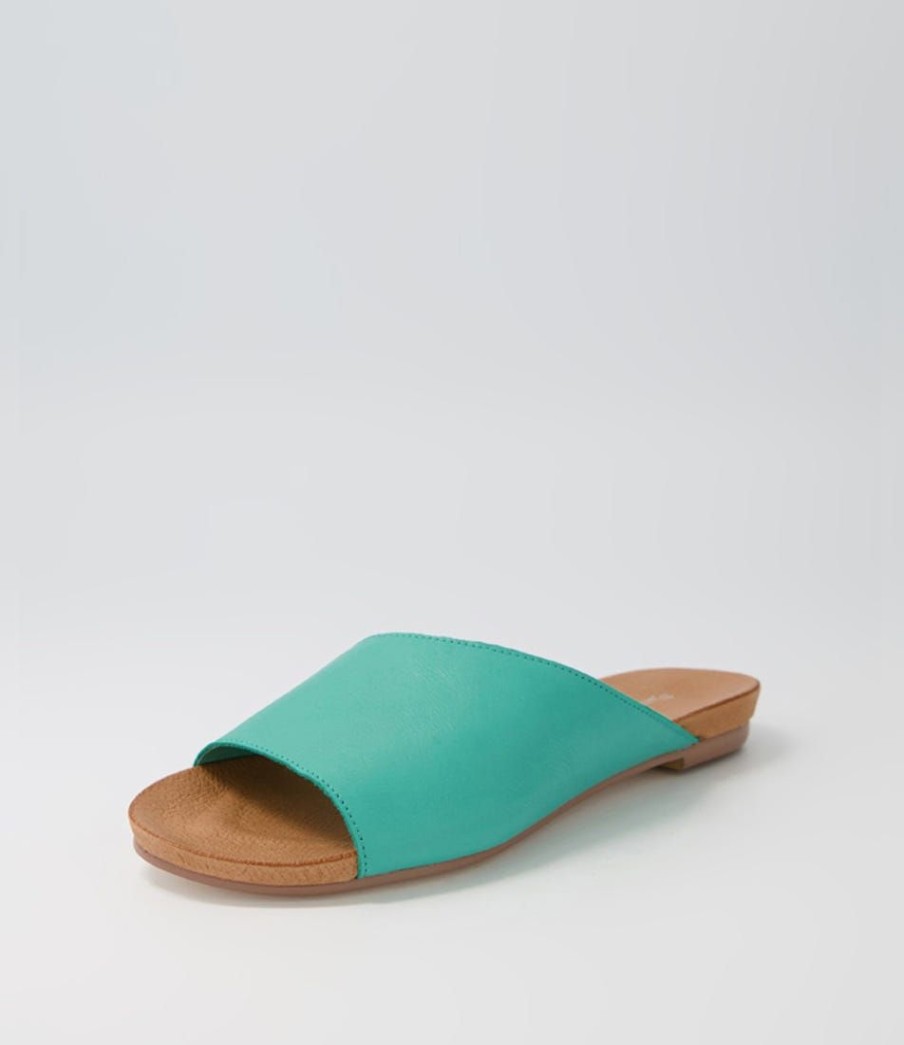 Shoes DJANGO & JULIETTE | Jerica Spearmint Leather Slides