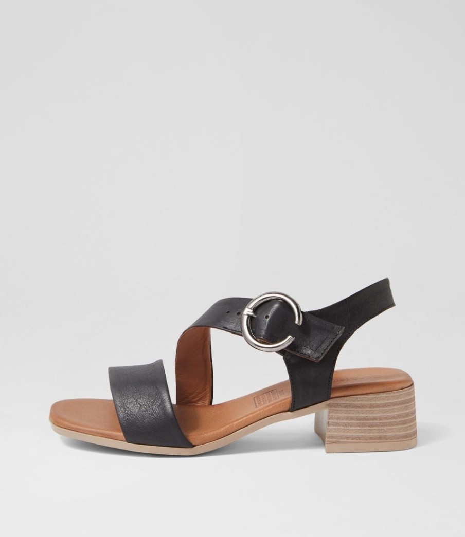 Shoes DIANA FERRARI | Tartic Black Leather Sandals