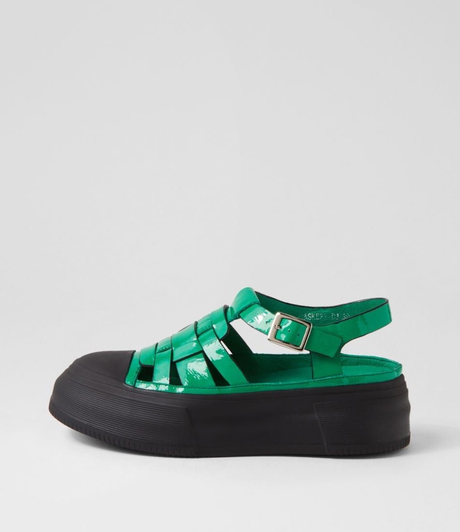 Shoes DJANGO & JULIETTE | Askery Emerald Black Patent Leather Sneakers