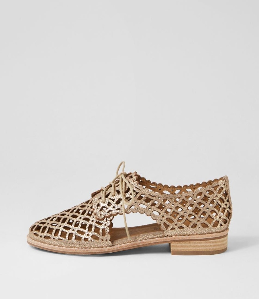 Shoes DJANGO & JULIETTE | Addyst Gold Crackle Leather Lace Up Flats