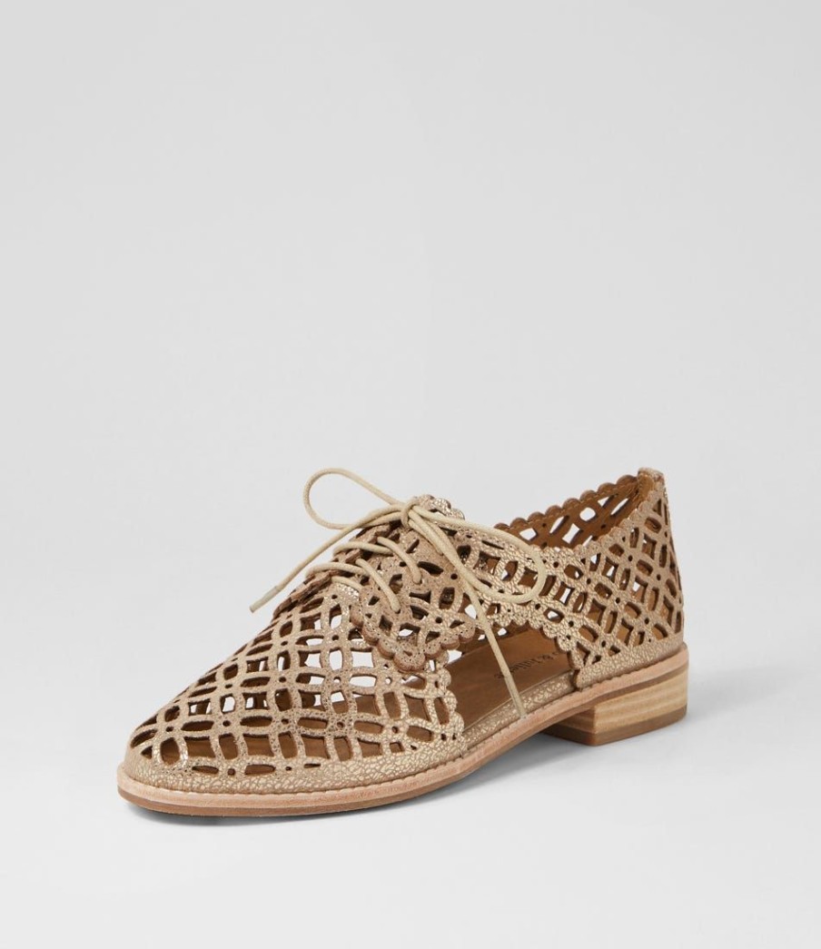 Shoes DJANGO & JULIETTE | Addyst Gold Crackle Leather Lace Up Flats