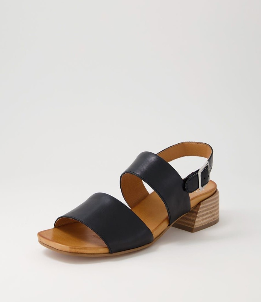 Shoes EOS | Saige Black Leather Sandals