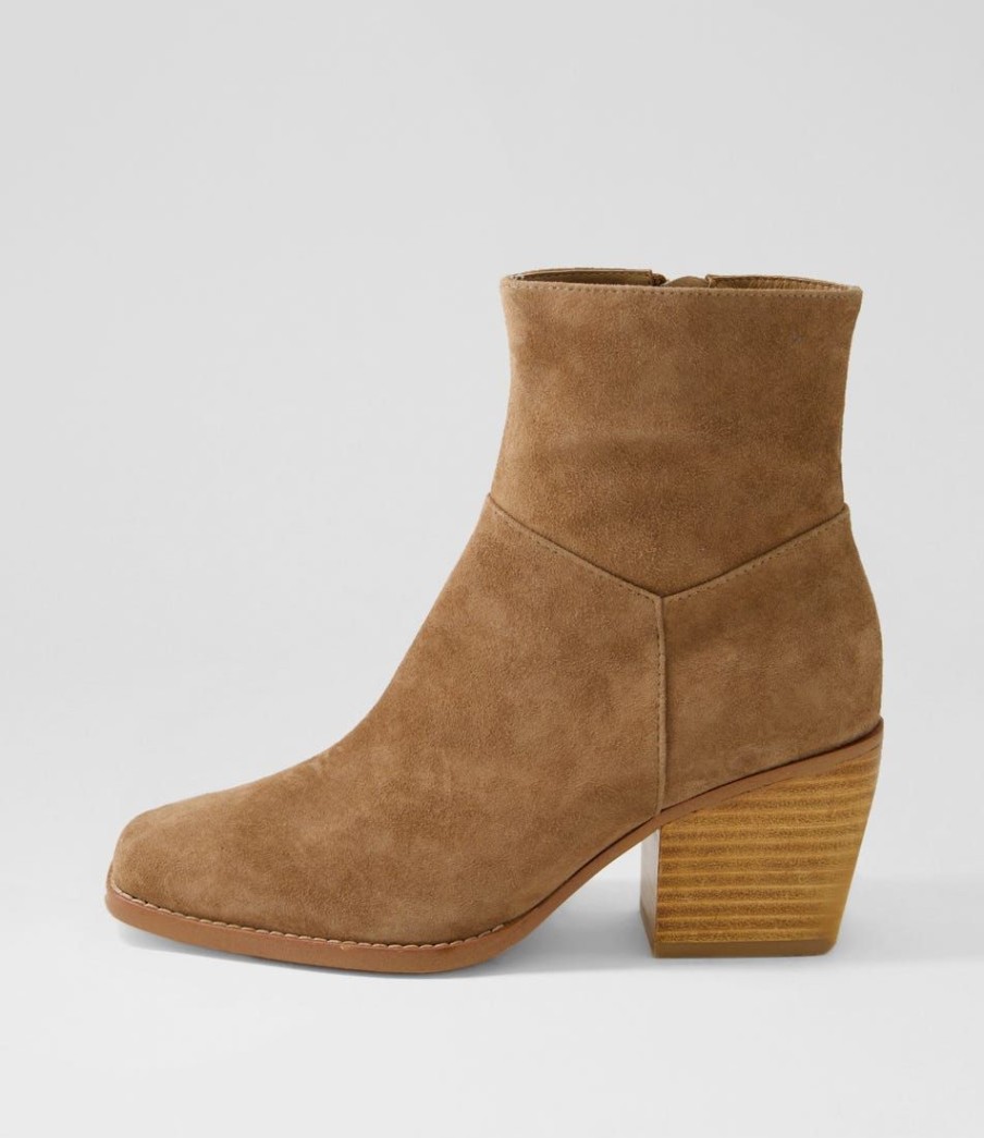 Shoes TOP END | Raxel Light Choc Suede Ankle Boots