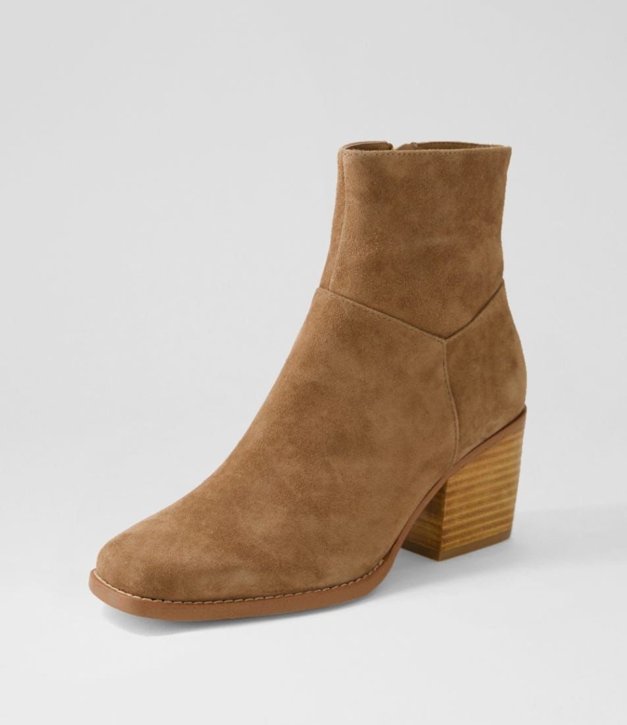 Shoes TOP END | Raxel Light Choc Suede Ankle Boots